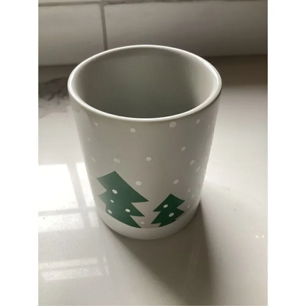 Set of 4 Crate & Barrel 12oz Ceramic Coffee Mugs Joan Anderson Skating Reindeer